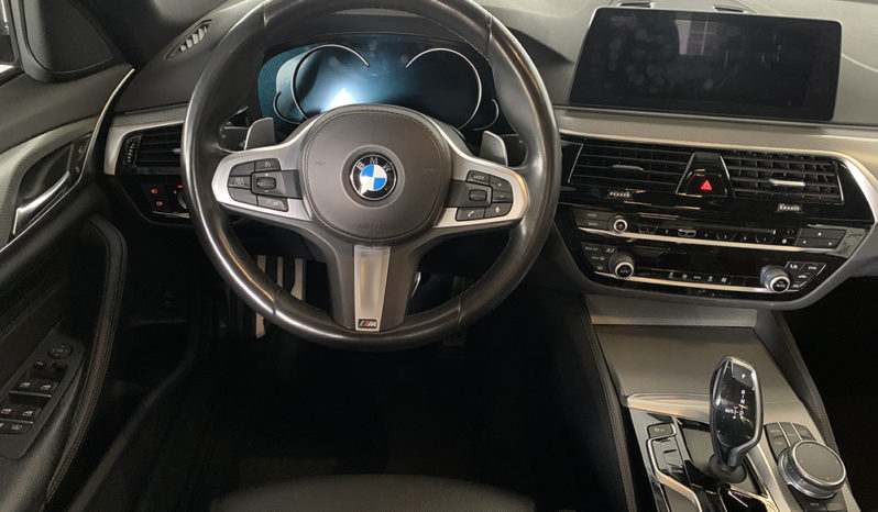BMW 530i Sport 2.0 cheio