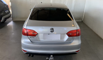 Volkswagen Jetta Comfortline 2.0 cheio