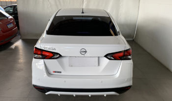 Nissan Versa Advance 1.6 cheio