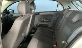 Volkswagen Gol 1.0 cheio