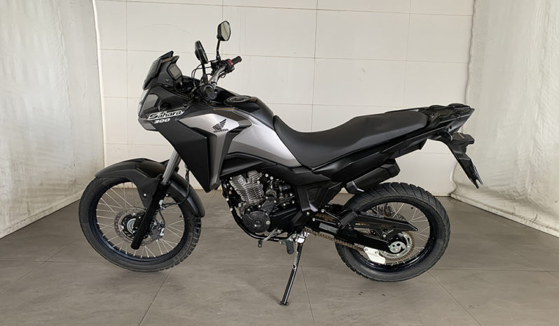 Honda XRE 300 ABS SAHARA cheio