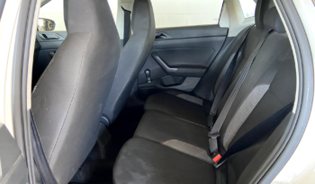 Volkswagen Polo Track 1.0 cheio