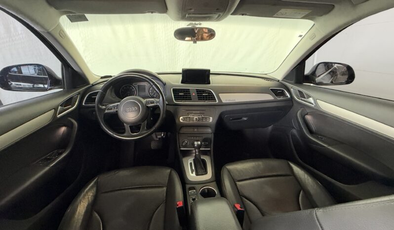 Audi Q3 TFSI 2.0 cheio