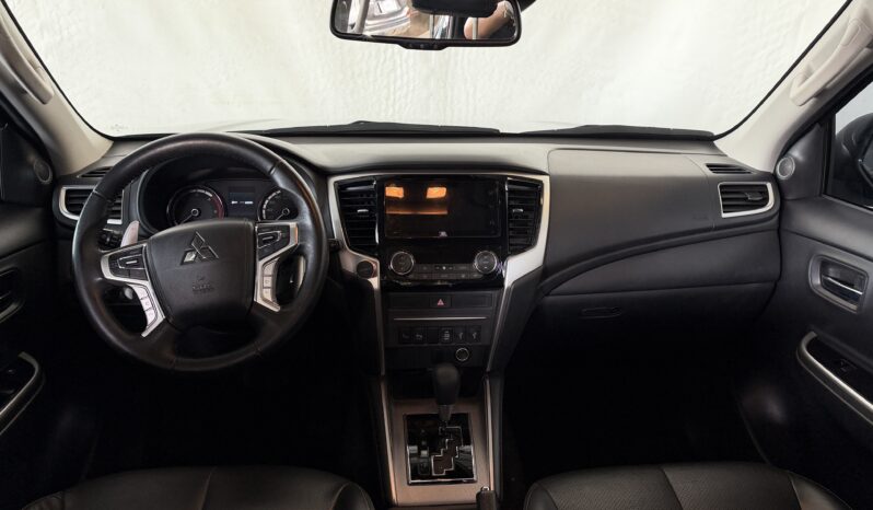 Mitsubishi L200 Triton Sport 2.4 cheio